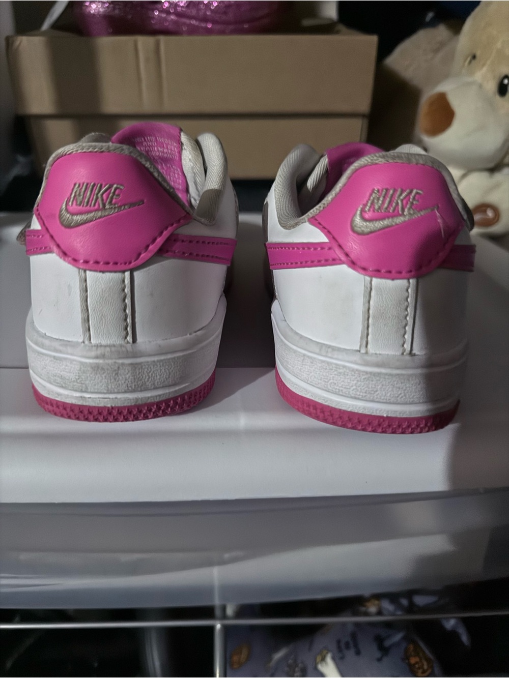 Nike Kids White and Hot Pink Low-Top Sneakers